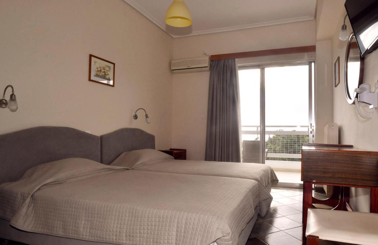 Siagas Beach Hotel Агии Теодори Екстериор снимка