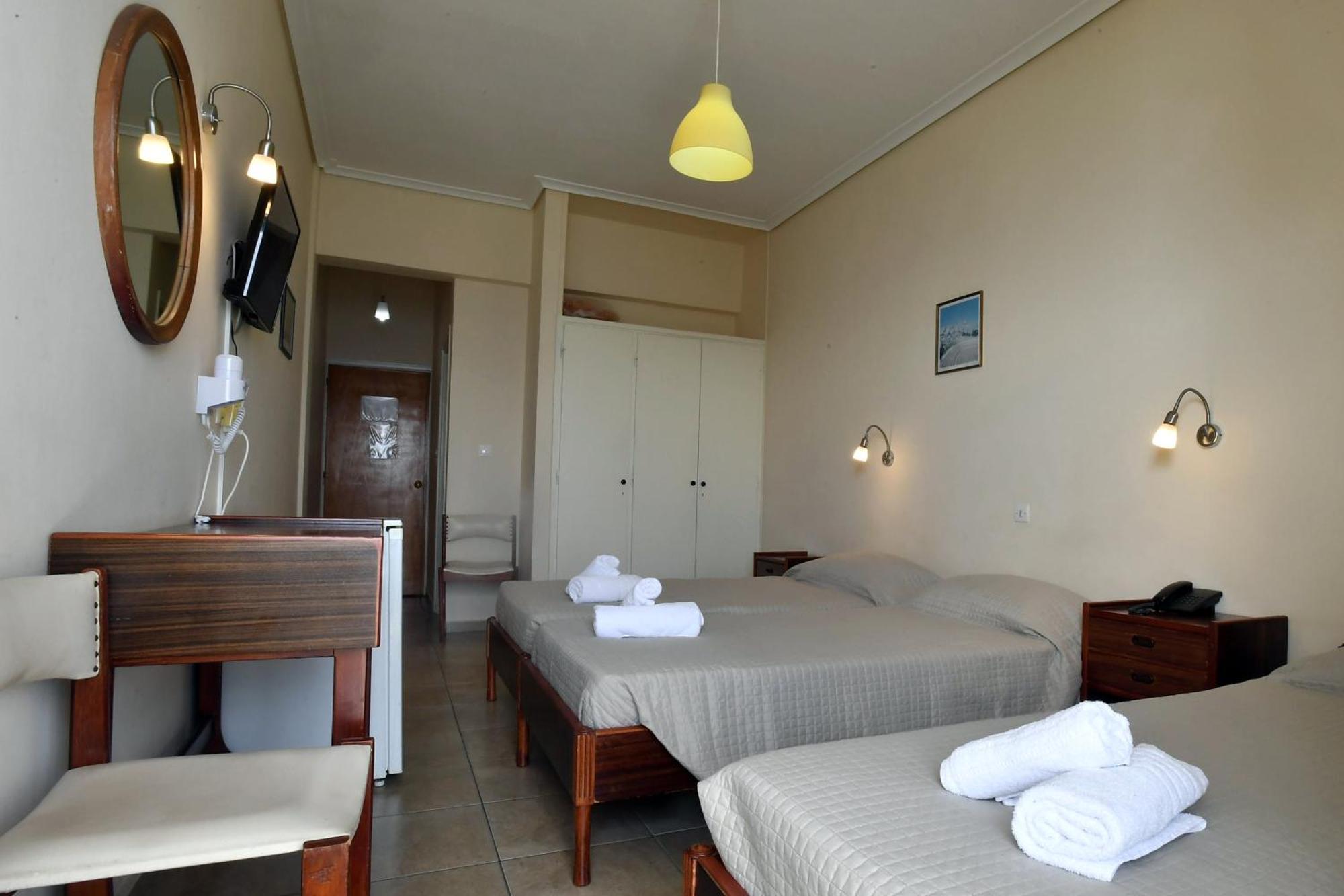 Siagas Beach Hotel Агии Теодори Екстериор снимка