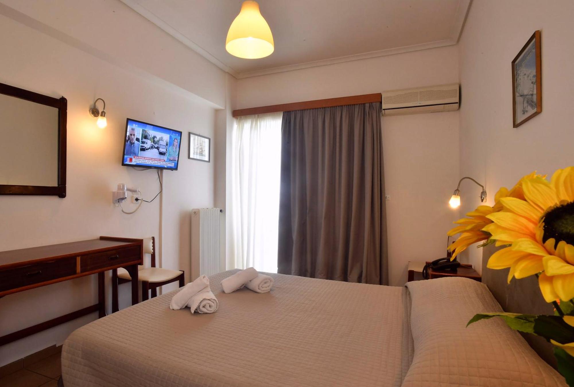 Siagas Beach Hotel Агии Теодори Екстериор снимка