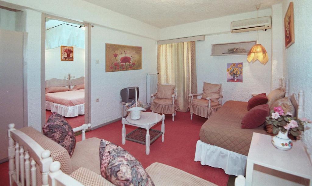 Siagas Beach Hotel Агии Теодори Стая снимка